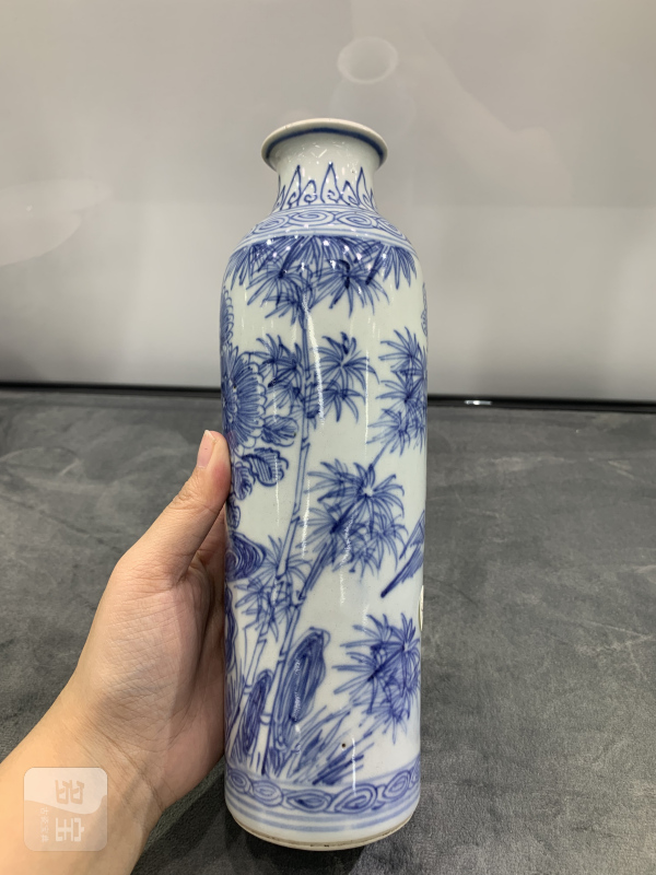 明崇祯青花淡描梅竹花鸟纹筒瓶 - 图5